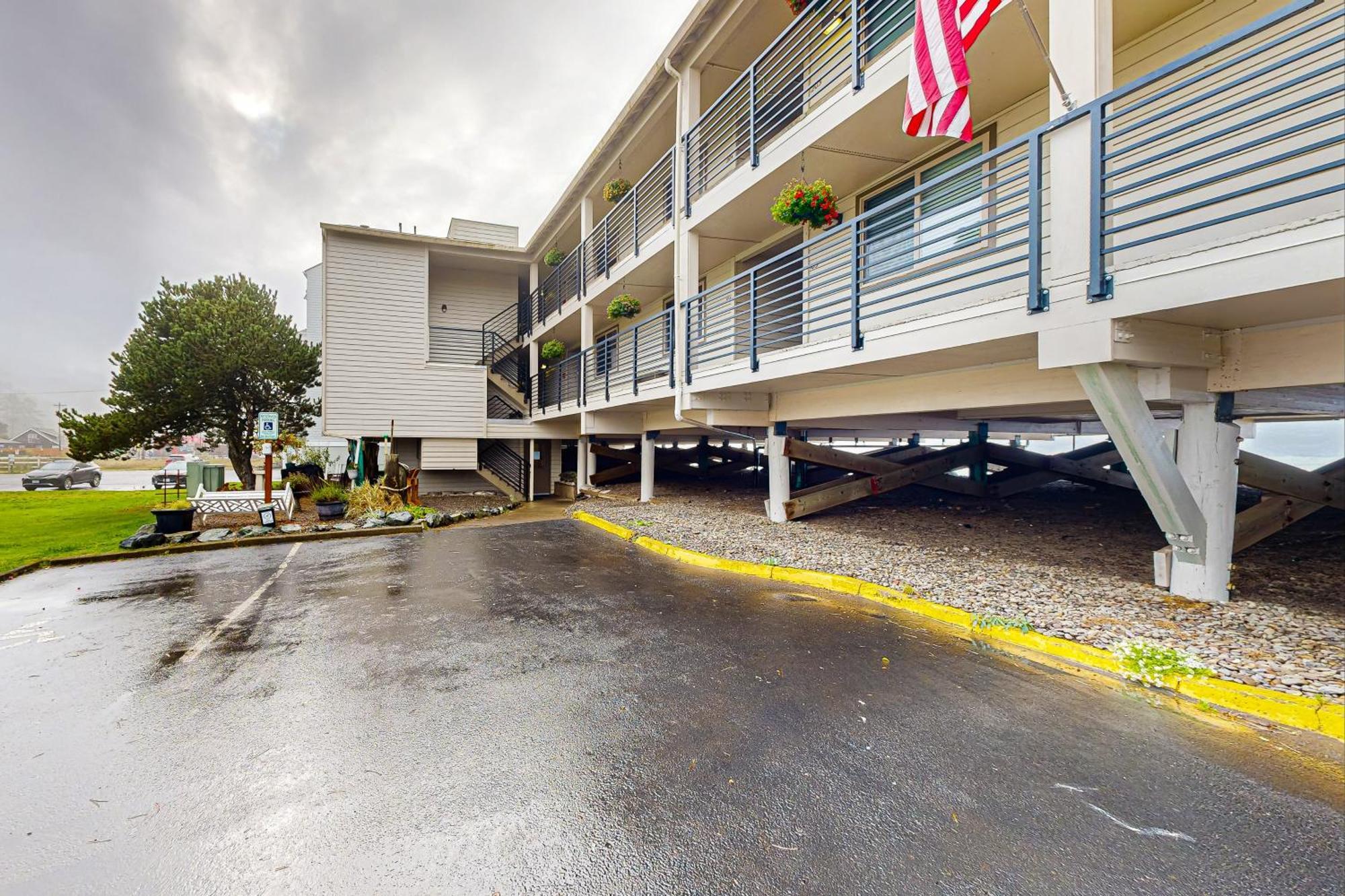 ​Rock Creek Inn Vacation Condos 락커웨이비치 객실 사진